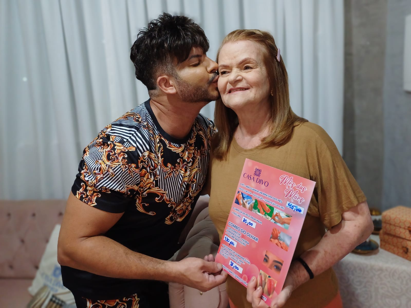 notícia Salão Casa Divo lança voucher especial em campanha de Dia das Mães