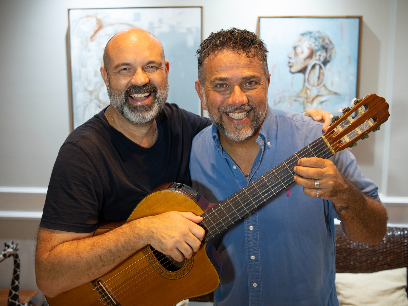 notícia #HISTOCA: projeto reúne Alexandre Leão e Ricardo Carvalho, ‘tocando histórias’