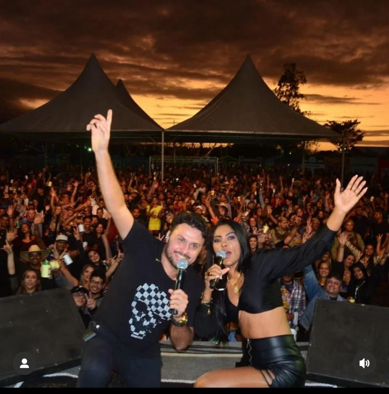 notícia Banda Caviar com Rapadura agitou Caatiba