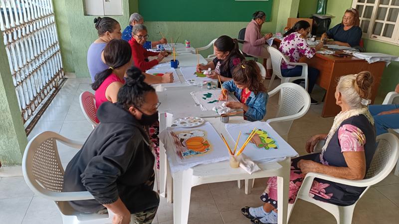 notícia Zona Leste Somos Nós, promove curso de artesanato com ênfase na melhor idade e empreendedorismo