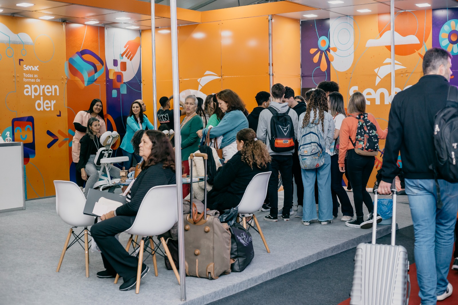 notícia Senac RJ leva palestras e serviços de beleza, bem-estar, moda e degustações gastronômicas à Fevest Trend 2024 