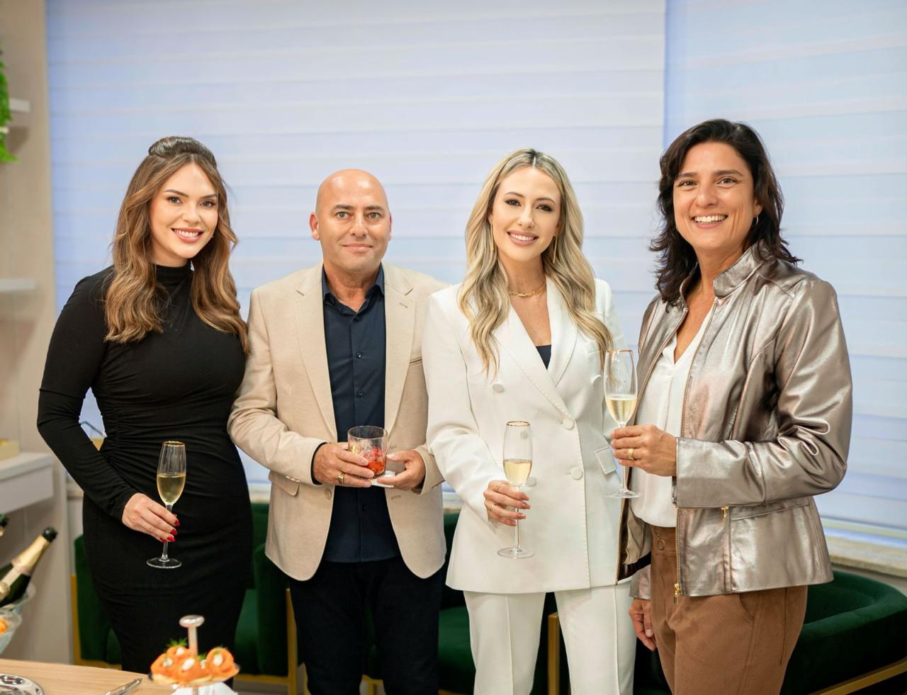 notícia Simas e Hütner Advocacia reúne importantes nomes durante coquetel na capital paulista