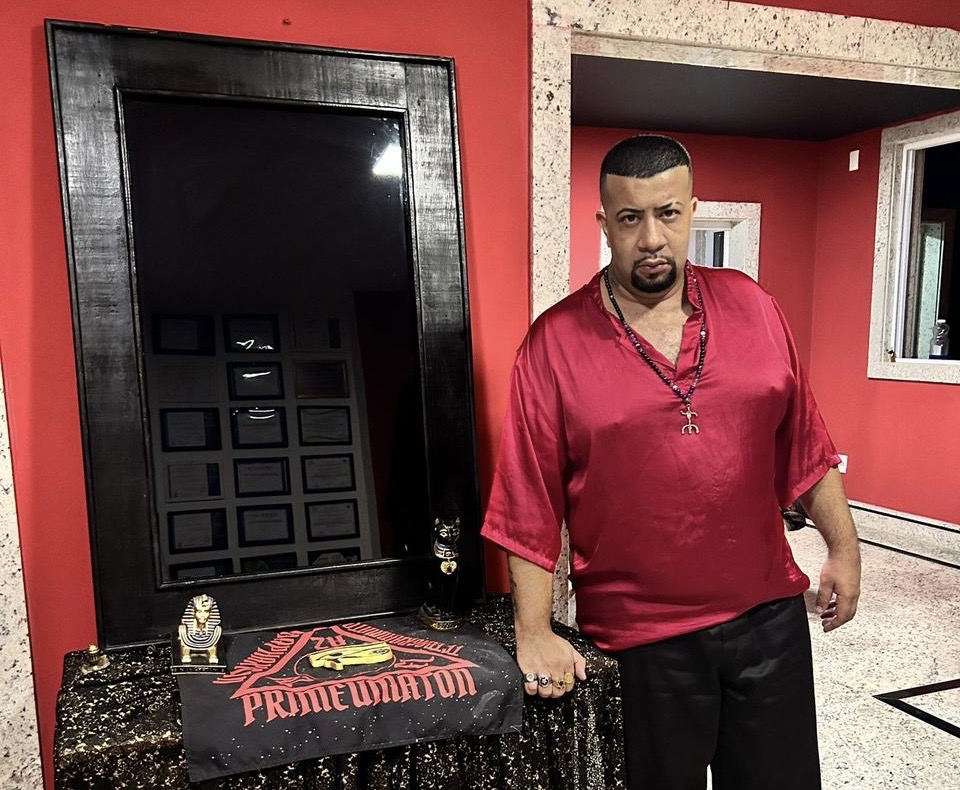 notícia Bruxo Luiz de Lúcifer- especialista em amarração amorosa 