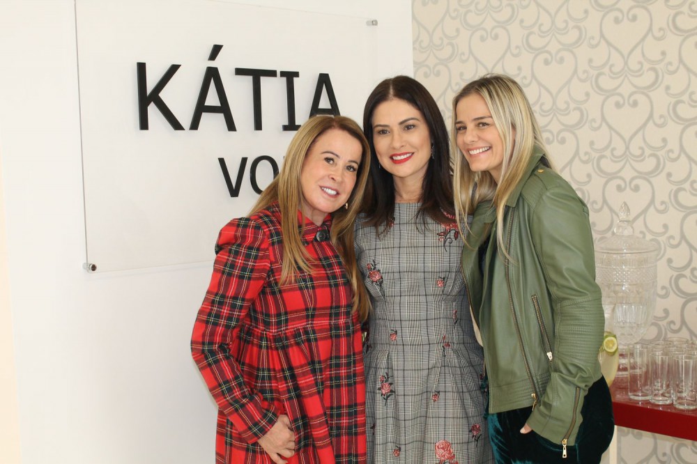 notícia Zilu Camargo e Milene Domingues participam de encontro na Clínica Kátia Volpe