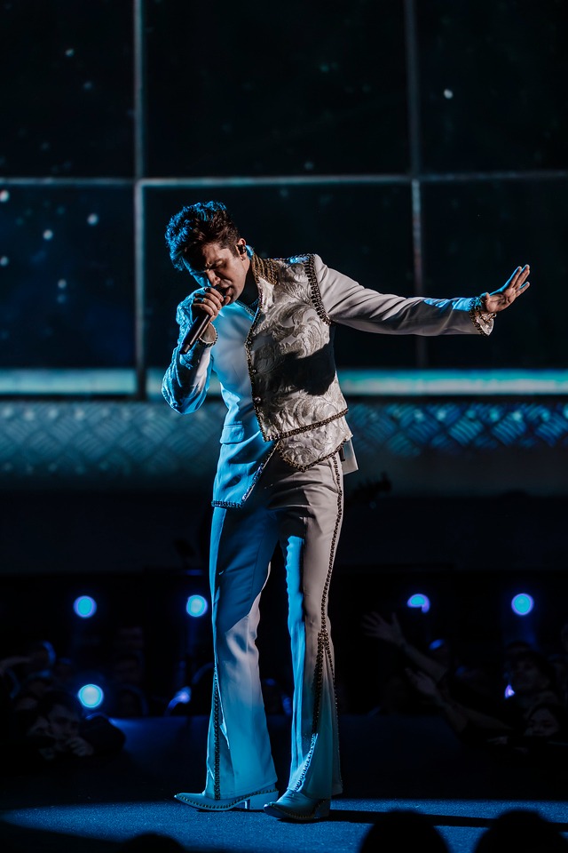 notícia Luan Santana grava novo DVD com show regado aplausos e tecnologia