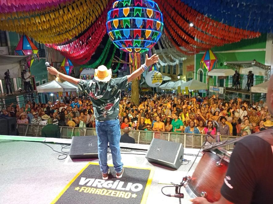 notícia Virgílio movimentou o Largo do Pelourinho