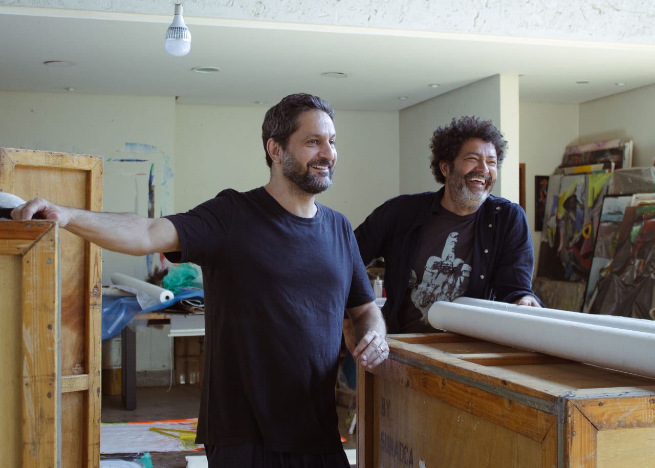 notícia Brasileiros Gerson Fogaça e Sandro Tôrres apresentam a exposição “De-construcción” em Cuba