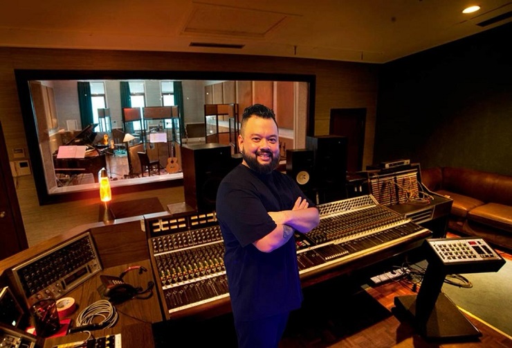 notícia Willian Torres celebra novas parcerias com estúdios nos Estados Unidos como produtor musical