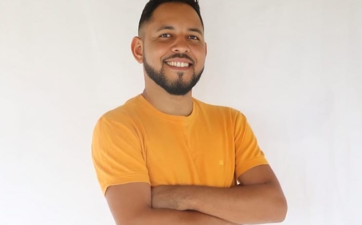 notícia Douglas Santos lança “Digno é o Cordeiro”, o segundo single de sua carreira