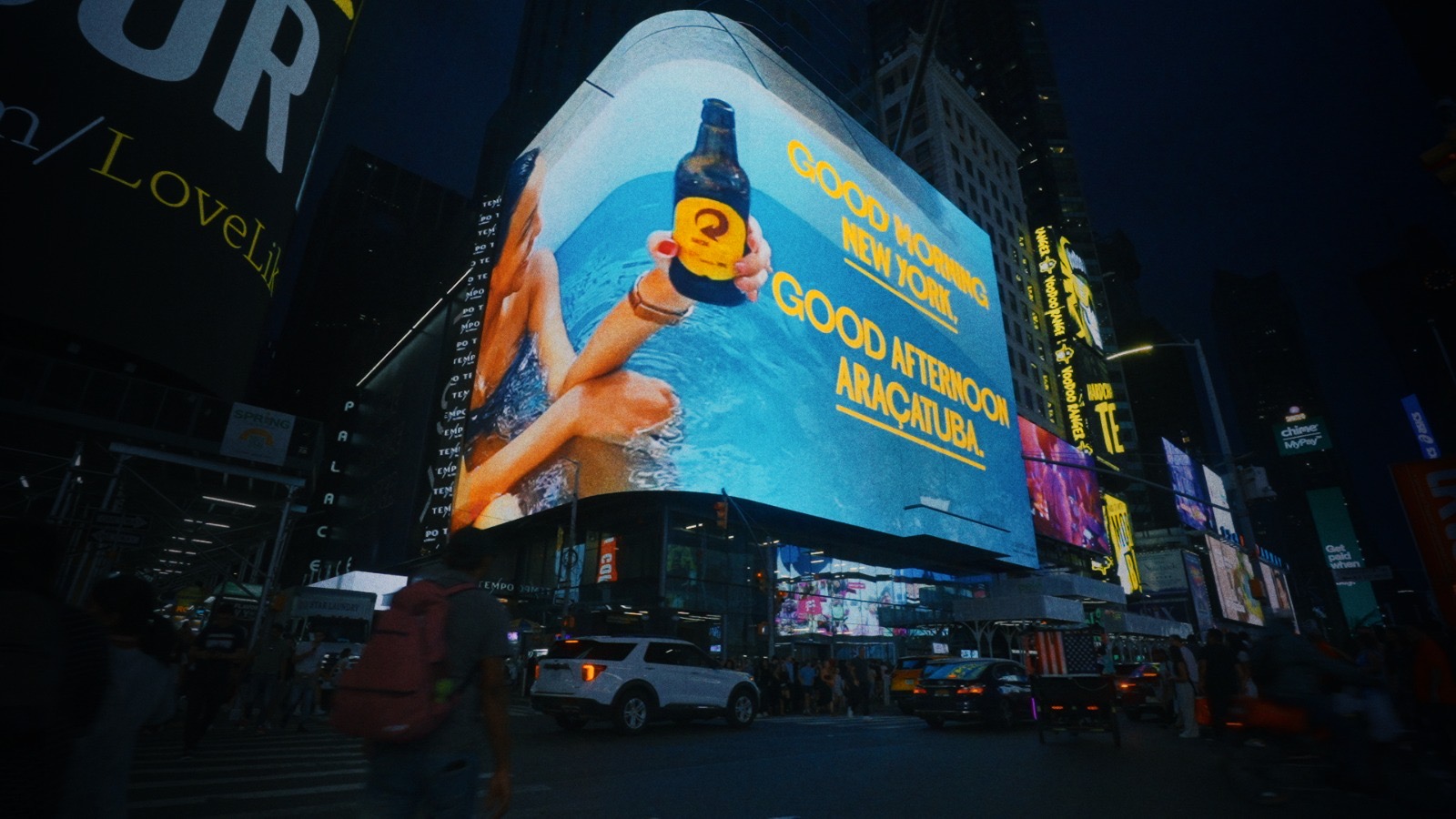 notícia Onda brasileira invade a Times Square! Skol surpreende fãs ao levá-los diretamente para os telões de Nova York