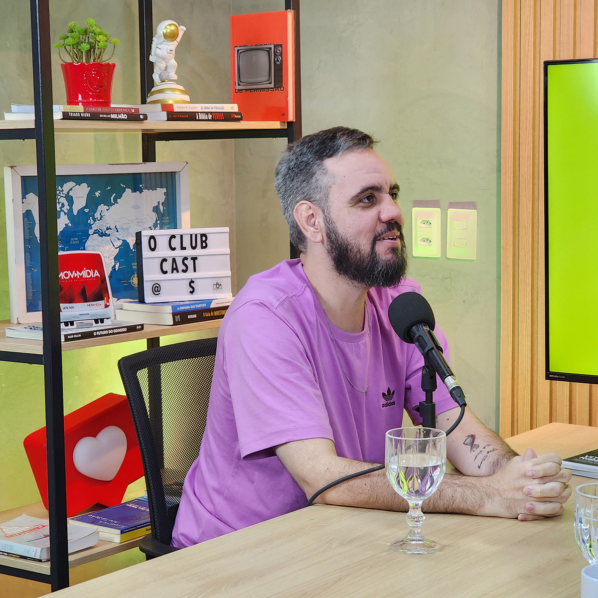 notícia Vitor Ribeiro discute o valor da mídia exterior no ClubCast