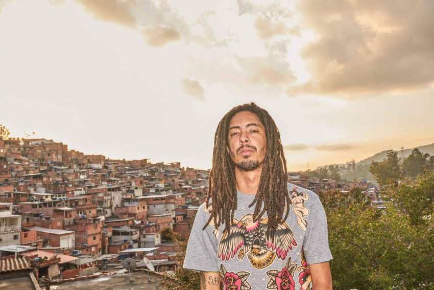 notícia Família Sagrada Família e Favela Grime: A Revolução Musical de MC Alfina