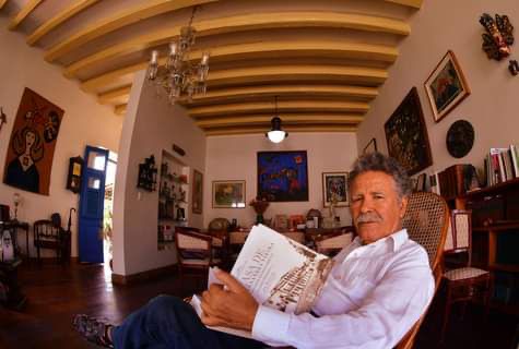 notícia Organizado por Rosemberg Cariry, o livro  “Cláudio Aguiar - Vida e Obra Literária” em homenagem aos 80 anos do escritor, será lançado em Fortaleza e no Crato (CE). 