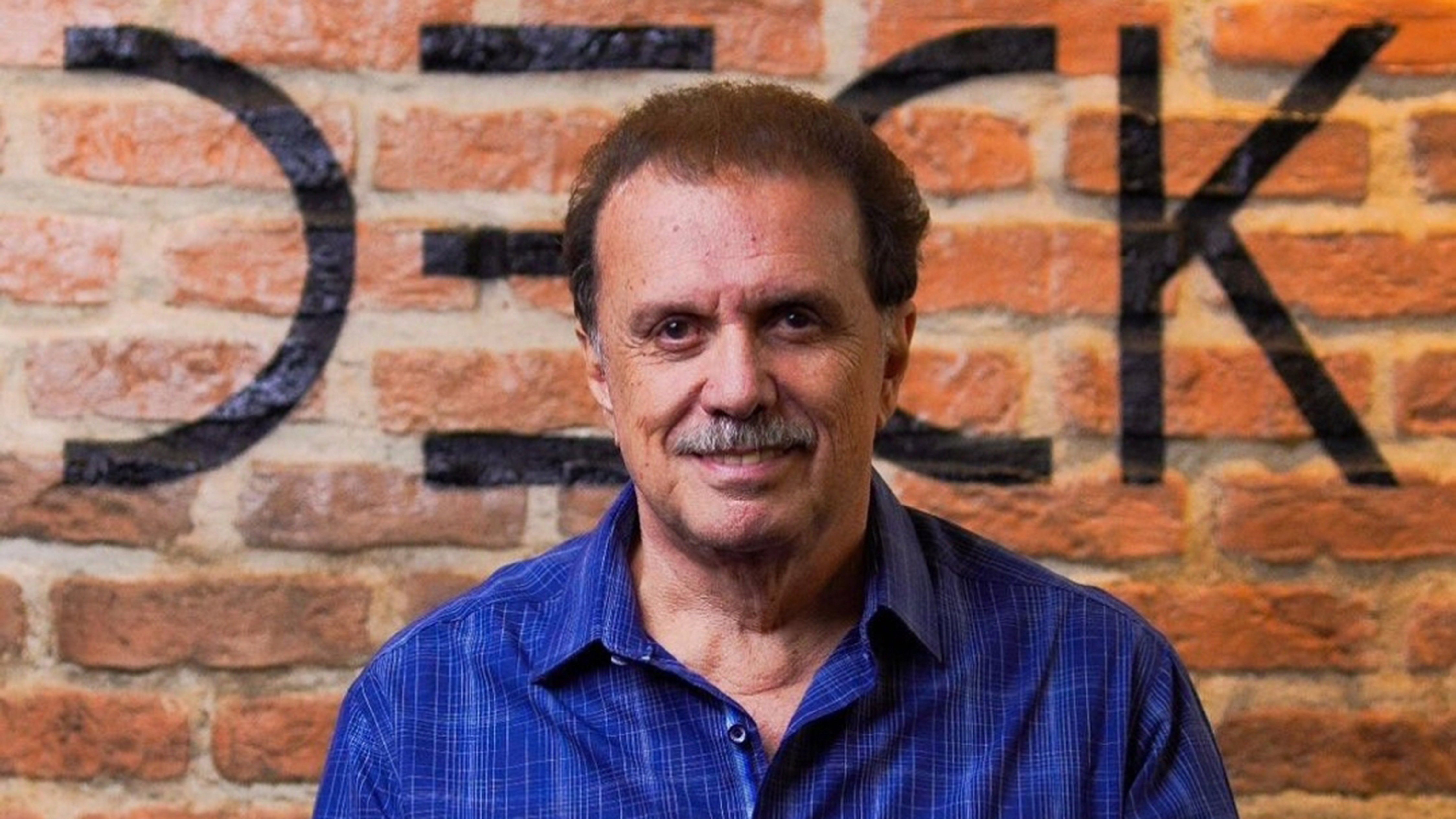 notícia Maestro Eduardo Lages recebe convidados especiais em show beneficente no projeto Deck Music, na Lagoa