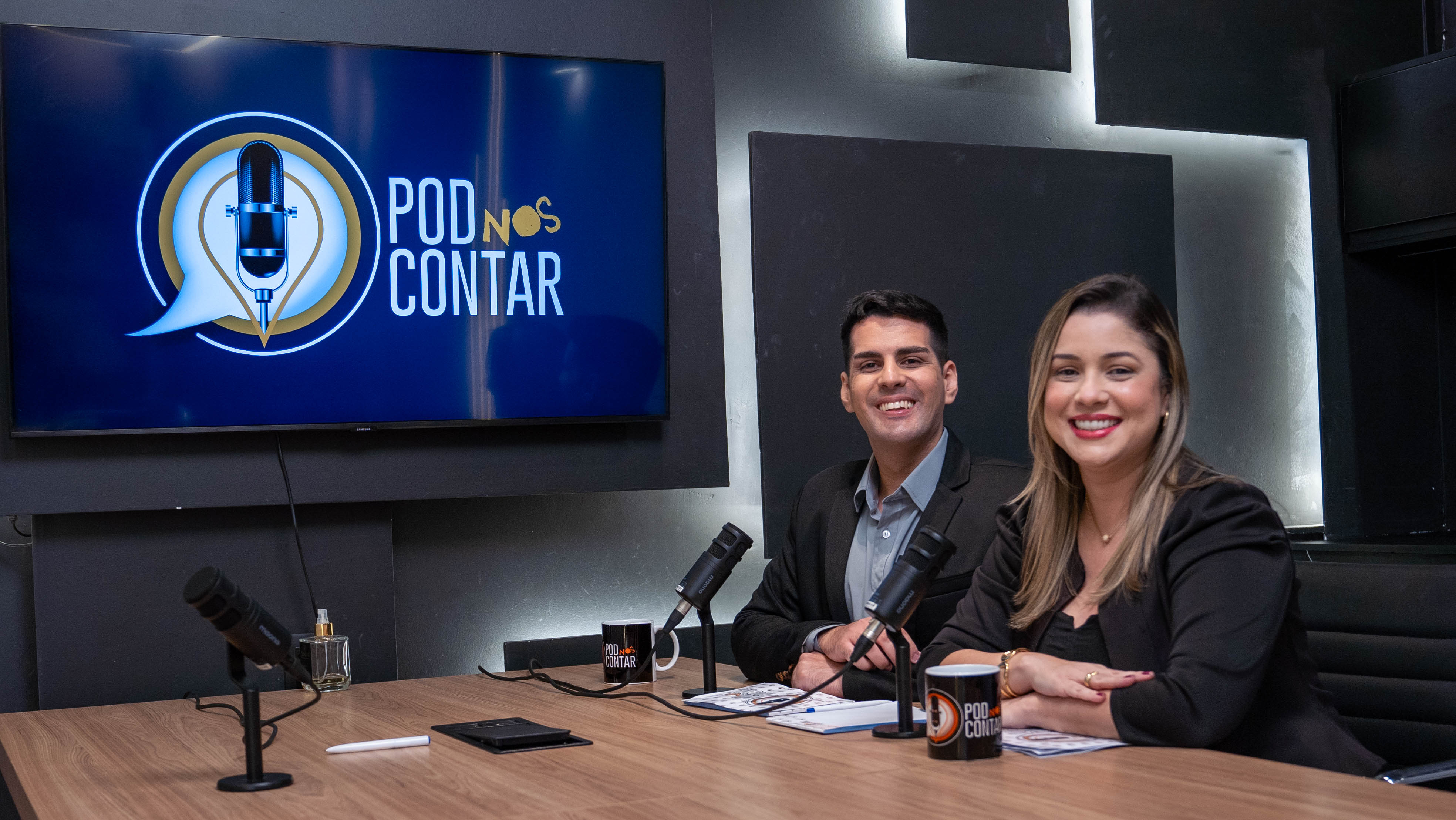 notícia Podnoscontar: os jornalistas, Jordan Vall e Karla Sousa lançam um novo veículo de comunicação