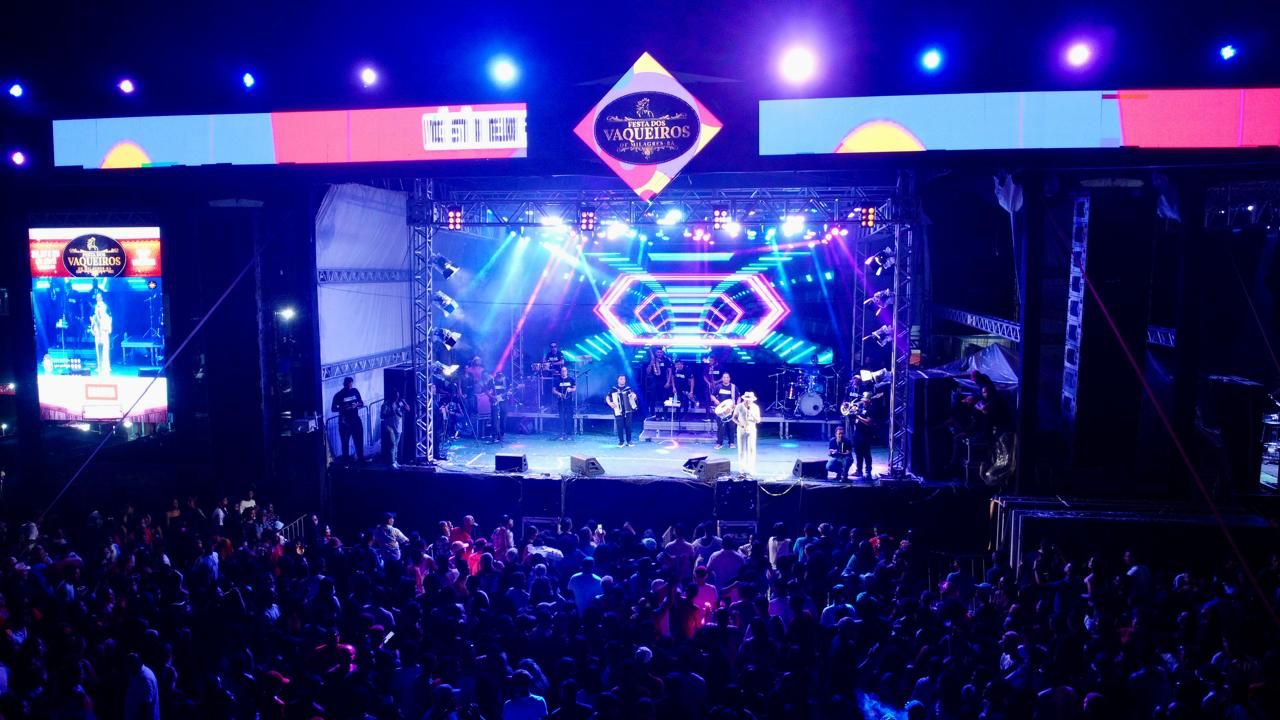 notícia Milagres parou para ver o show de Alcymar Monteiro