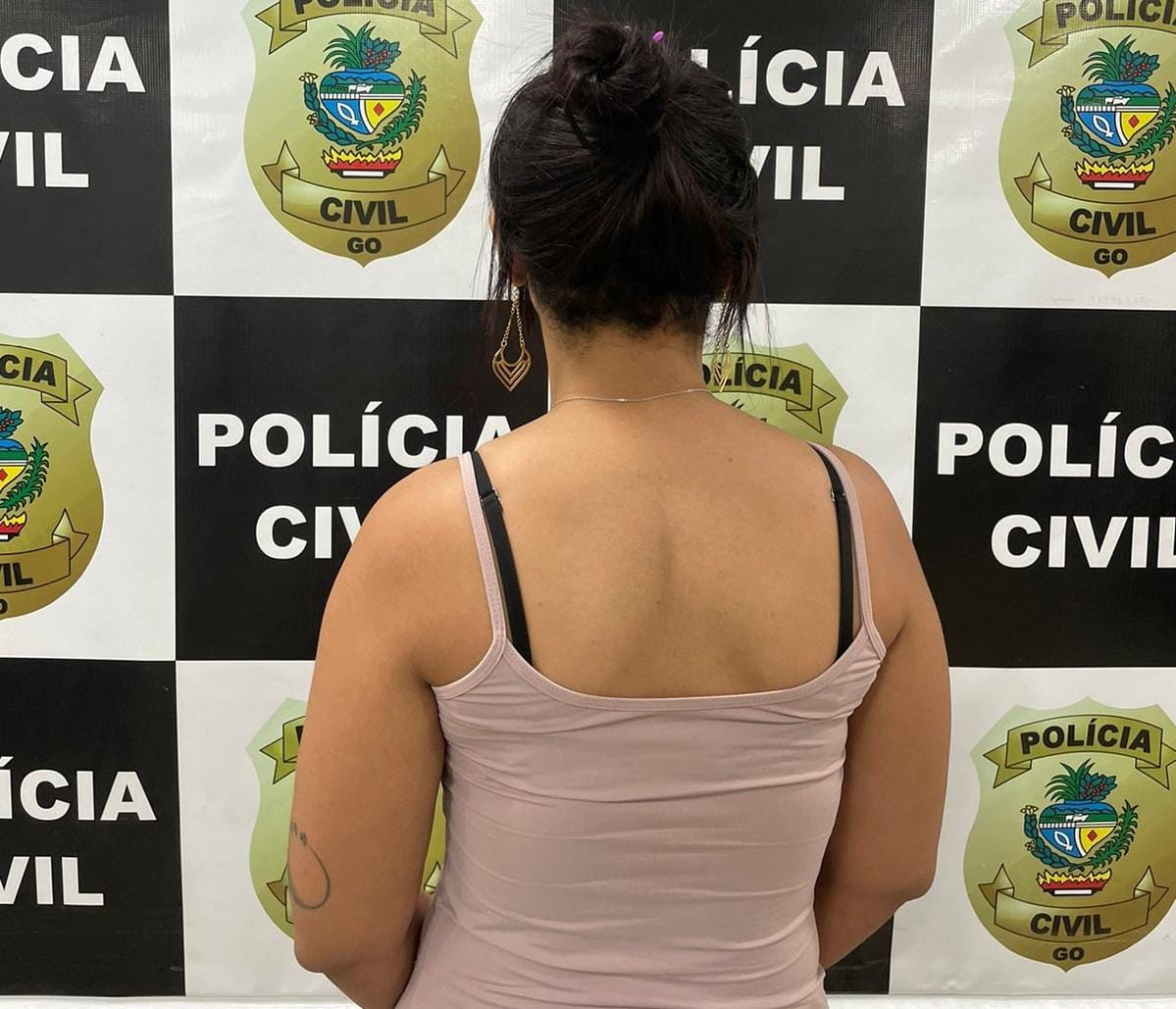 notícia O mundo tá lascado: Mãe tenta vender seu filho por R$ 1.200