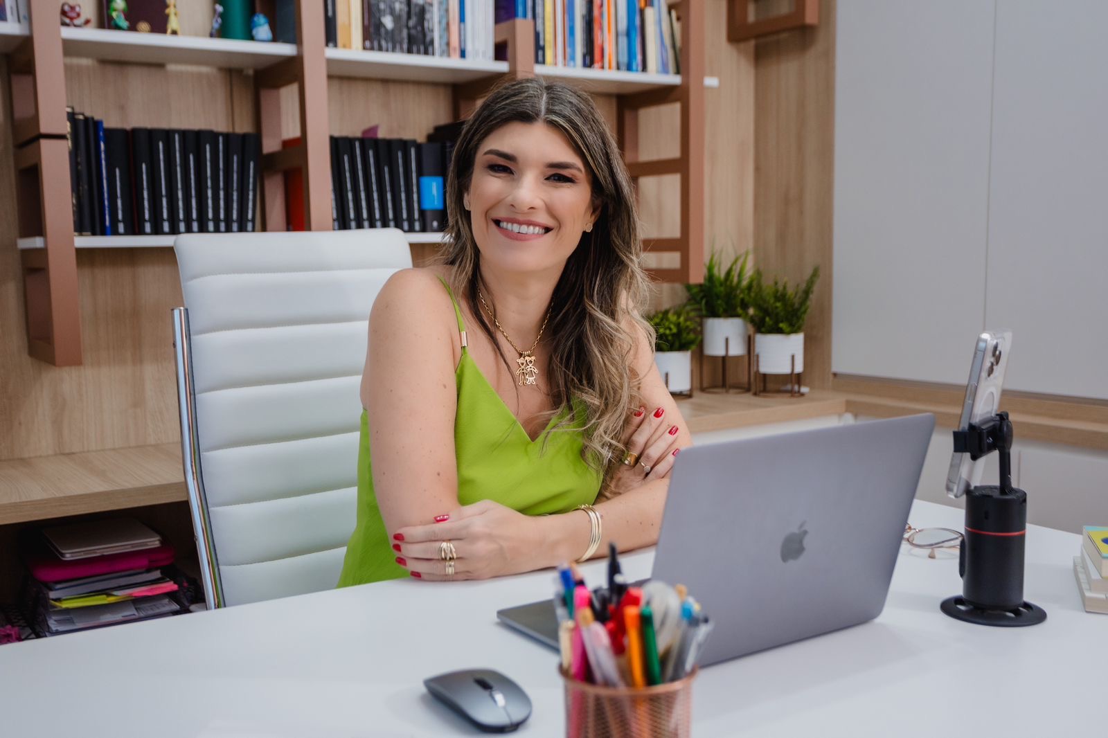 notícia Renata Camargo: Uma Jornada De Dedicação E Transformação Pela Psicologia