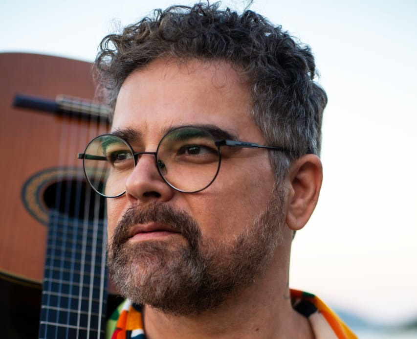 notícia Uma noite de celebração à música brasileira: Projeto Quinta Maior recebe Glad Azevedo In Duo