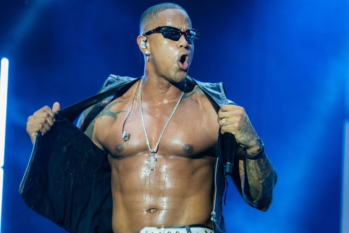 notícia Leo Santana comanda mais uma semana do Emoções de Verão em Fortaleza