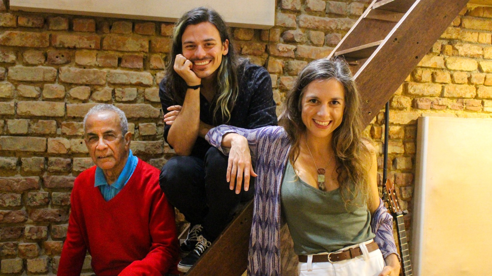 notícia Talento em família: Zé Carlos Medeiros, Marcelo Cervone e Aisling Groves-McKeown fazem show inédito na Casa com a Música, no Rio de Janeiro