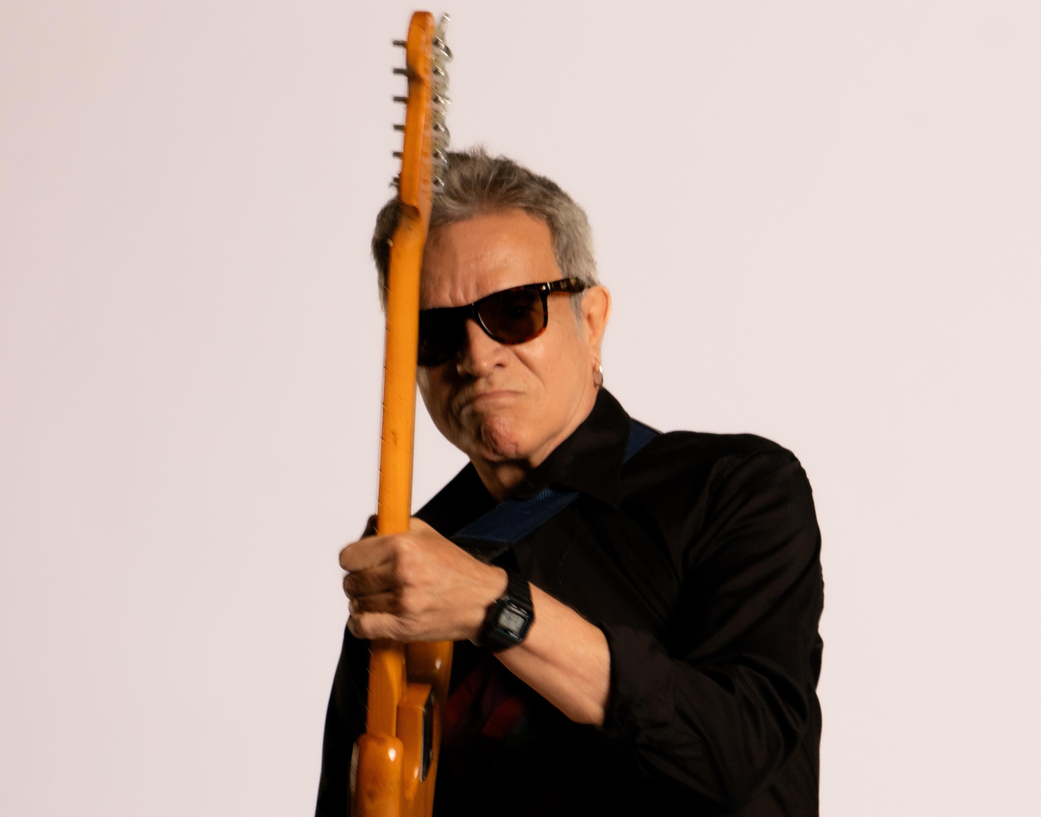 notícia Um dos pioneiros do rock nacional, Arnaldo Brandão recebe Rick Ferreira e Beto Saroldi no projeto “Brandão Convida”, no Blue Note Rio, em Copacabana