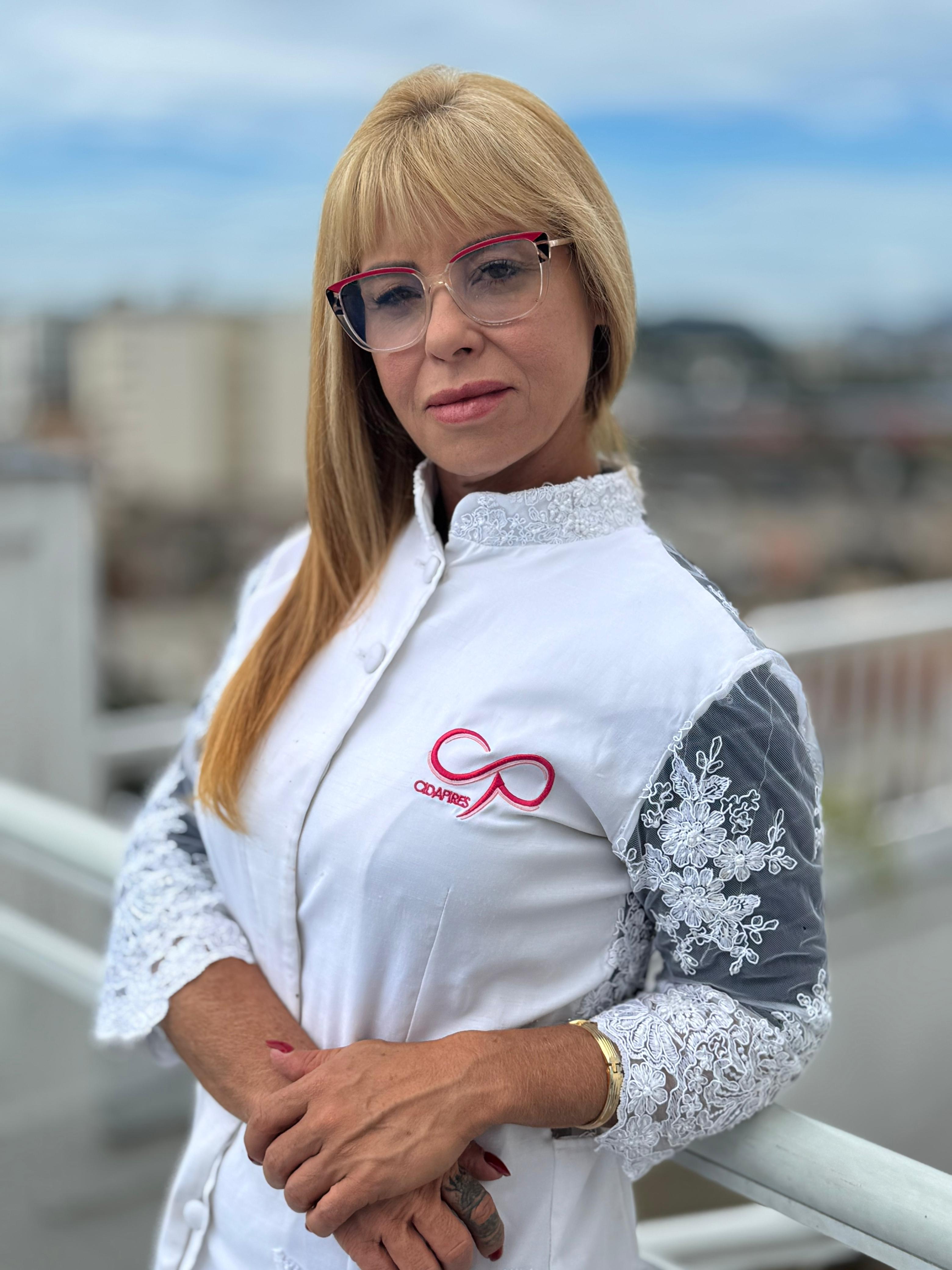 notícia Cida Pires Academy promove curso de Designer de Sobrancelhas em Niterói