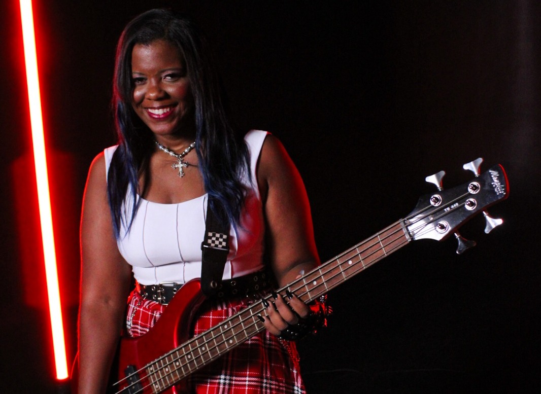 notícia Duda Santos lança 