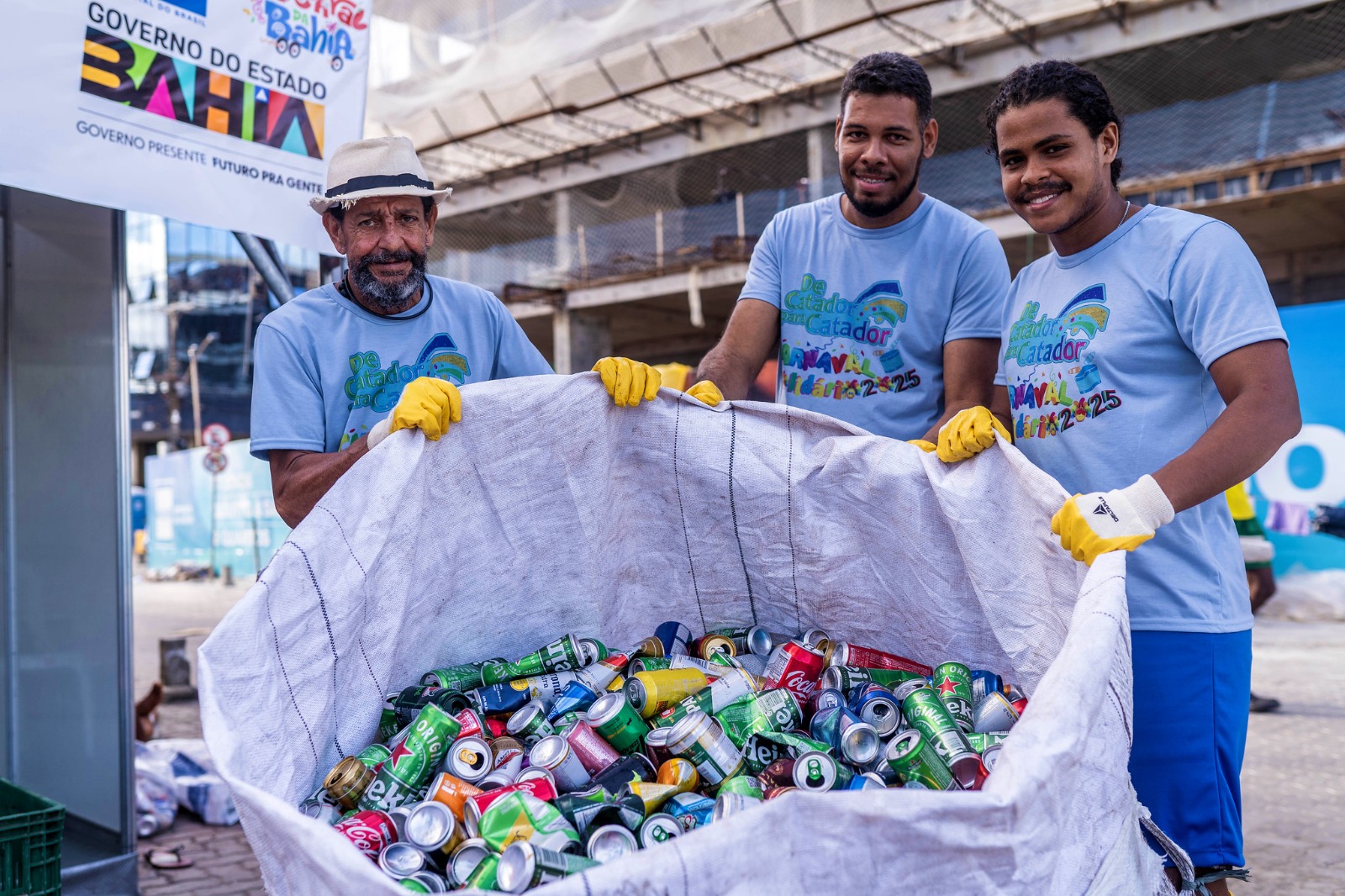 notícia Ecofolia Solidária gera renda imediata de R$1,5 milhão para 3,5 mil catadores e catadoras durante o Carnaval