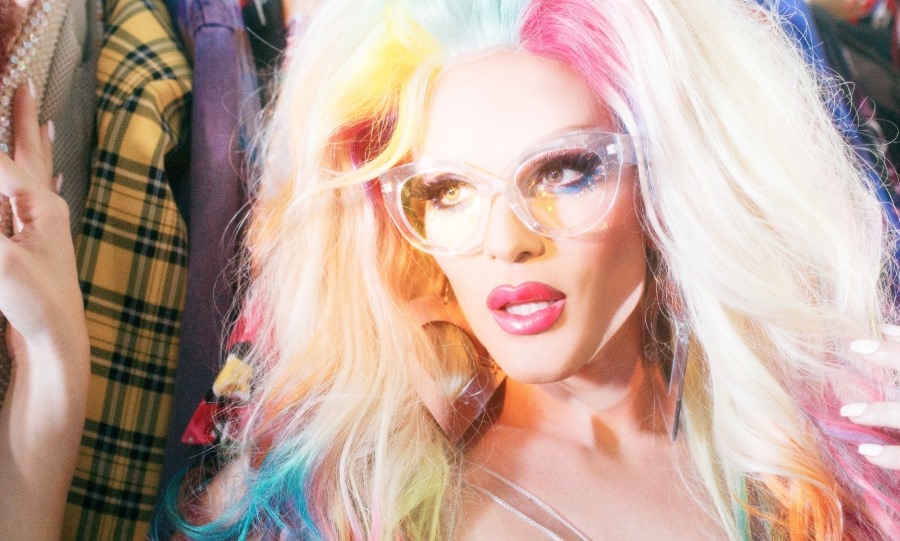 notícia Primeira drag indicada ao Emmy em categoria de atuação, Willam fará show no Rio
