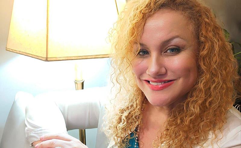 notícia Gretchen recomenda terapia tântrica com Mari Roman: “É um tratamento psicológico e emocional”