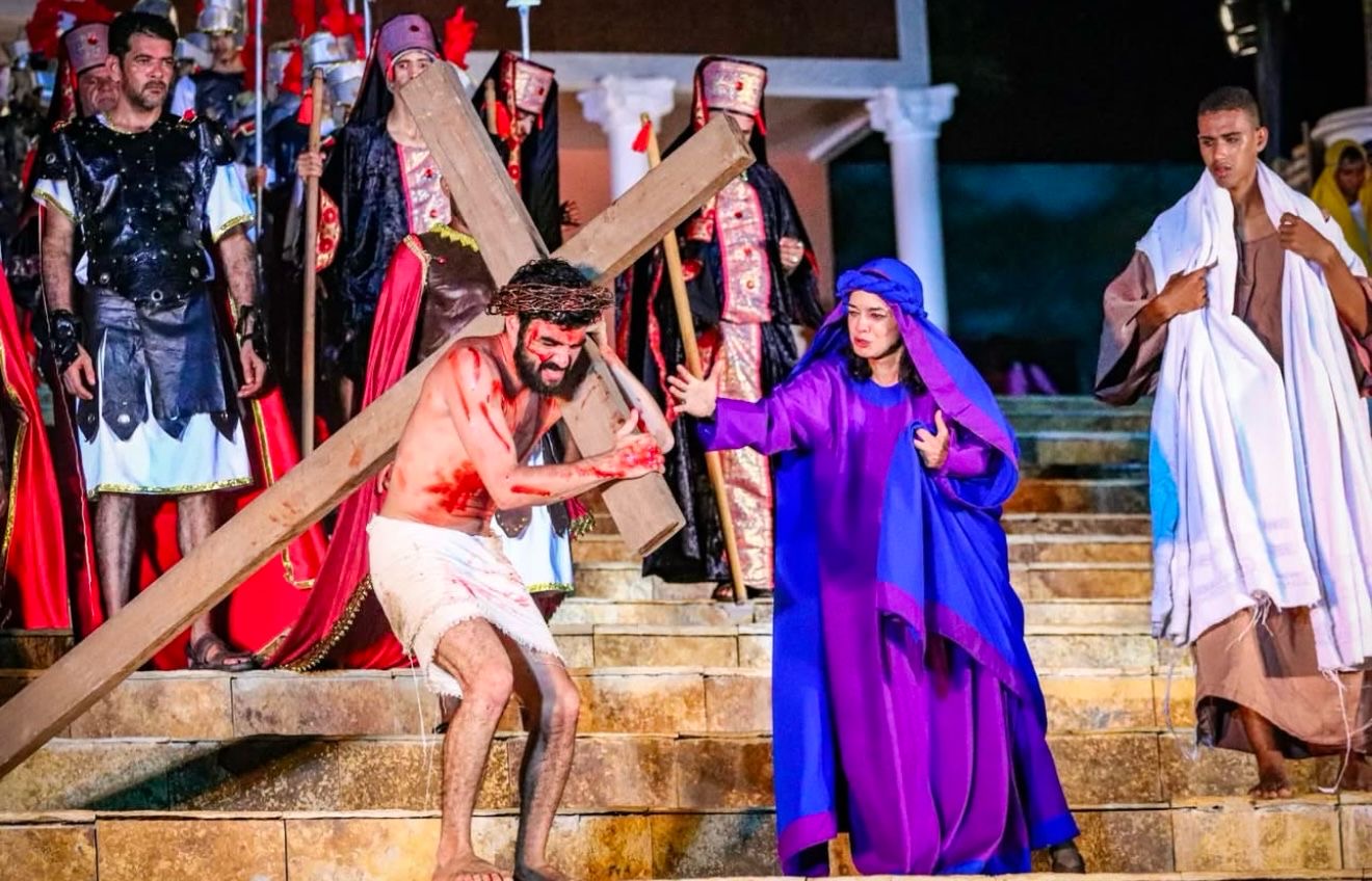 notícia Com entrada gratuita, Paixão de Cristo de Floriano completa 30 anos em 2025 e confirma caravanas saindo do Ceará    