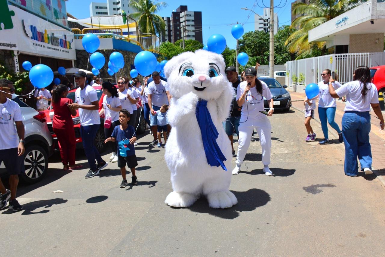 notícia Caminhada Mundo Azul promove integração e conscientização sobre Autismo