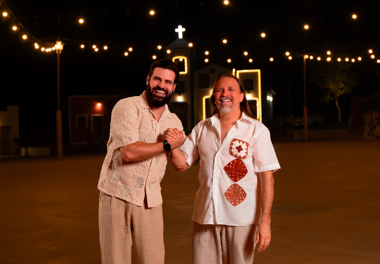 notícia Renno e Dorgival Dantas lançam 'Até Depois do Fim' em um verdadeiro encontro de poetas