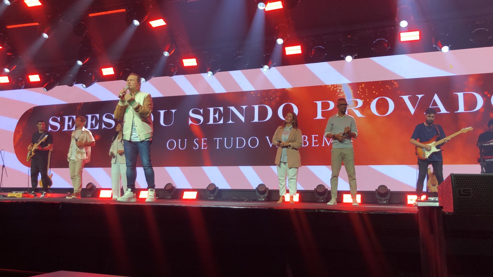 notícia Davi Sacer grava novo projeto ao vivo pela Universal Music