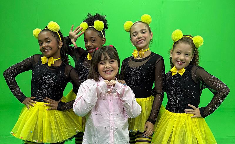 notícia Sandy Mel lança seu primeiro videoclipe e ultrapassa 100 mil visualizações em menos de uma semana