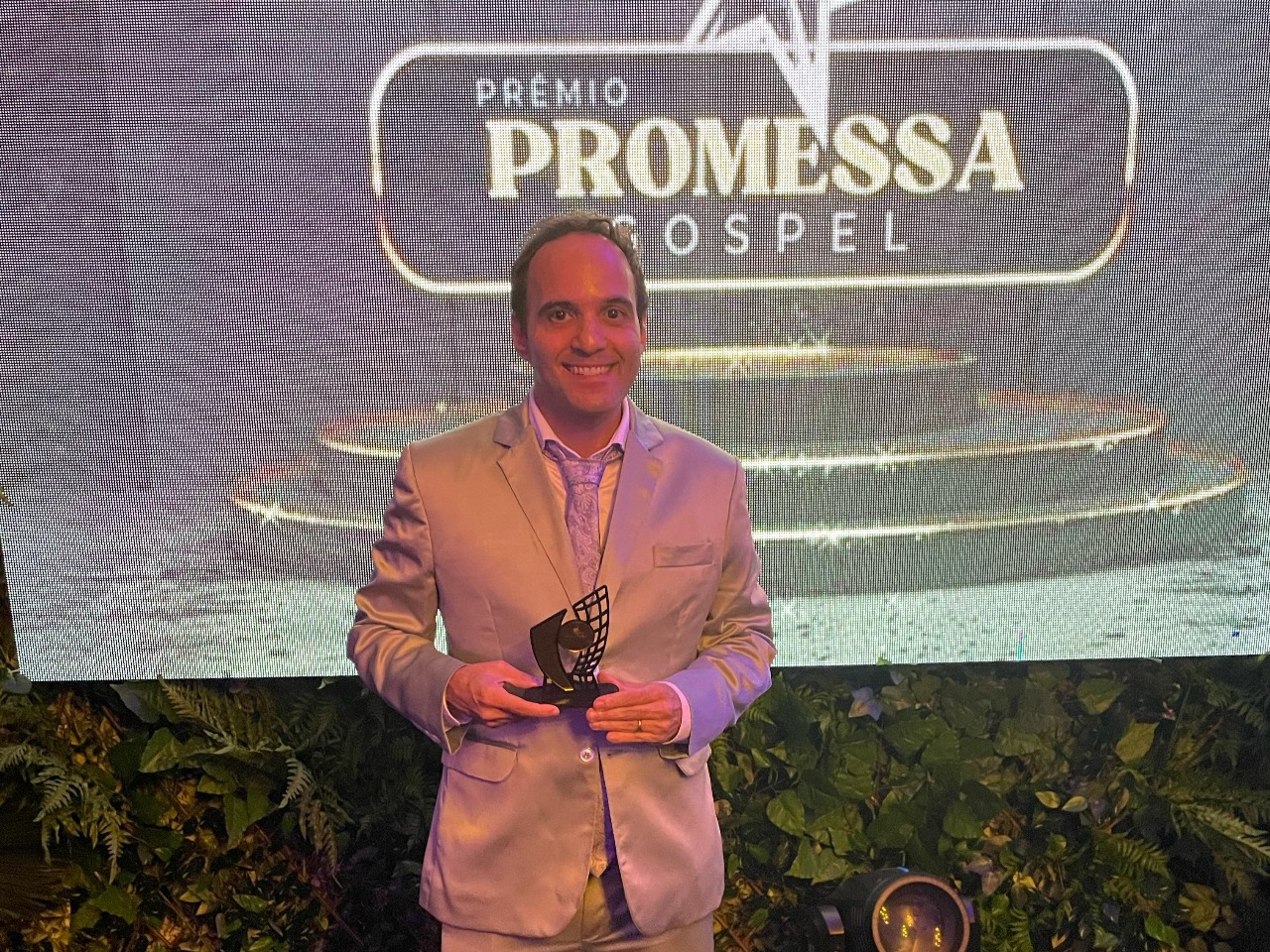 notícia Edu Silvera é o grande vencedor do Prêmio Promessa Gospel 2025 na categoria 