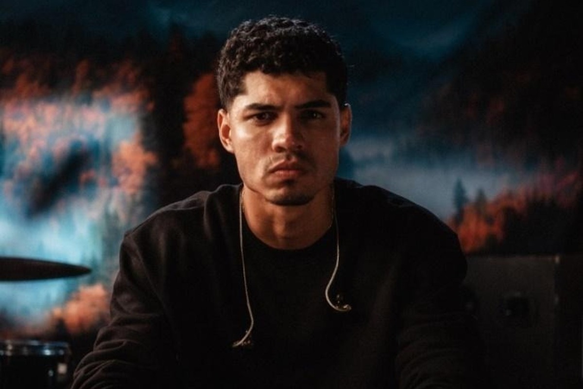 notícia Um devocional  em forma de música: Igor Roque apresenta “Dia Mau + Espontâneo”