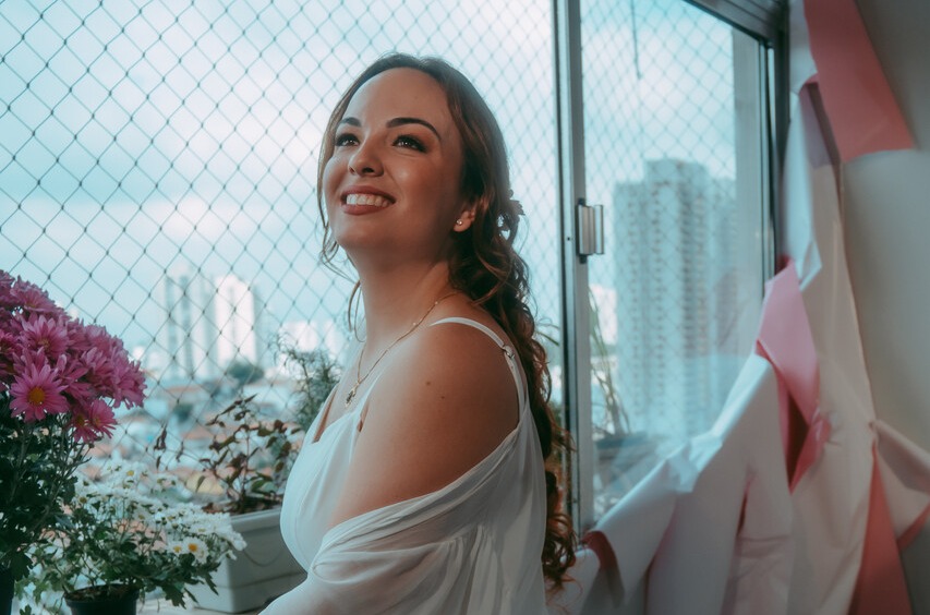 notícia Julia freitas lança “Presente”, single que ensina a valorizar o momento 