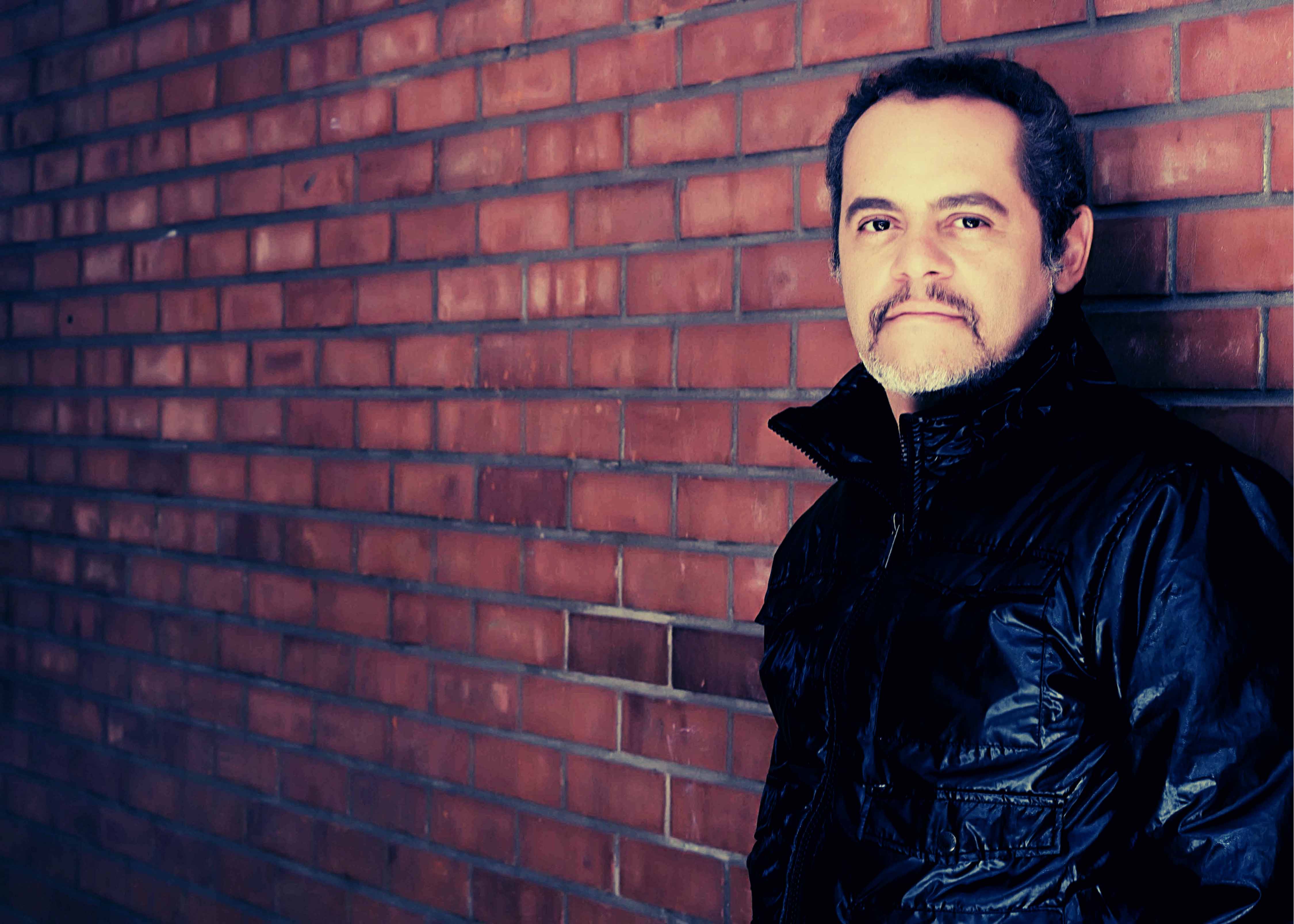 notícia Dhenni Santos apresenta: Tributo a Elvis Presley 