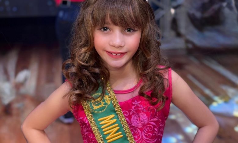 notícia Alycia Vitória Soares é Eleita Mini Miss Brasil 2025 e Inspira Crianças em Todo o País