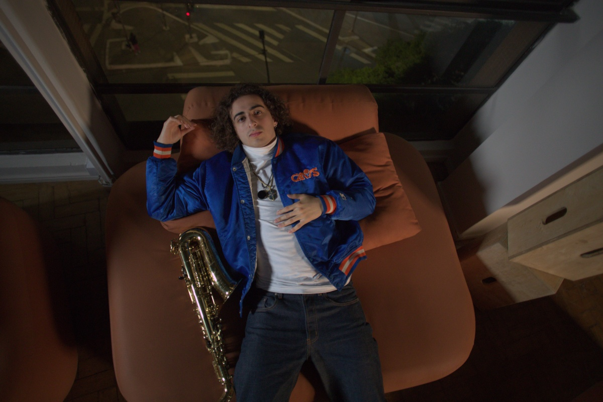 notícia Nick Souza transforma hit dos Backstreet Boys em funk e convida dois fãs para assistir ao show da banda