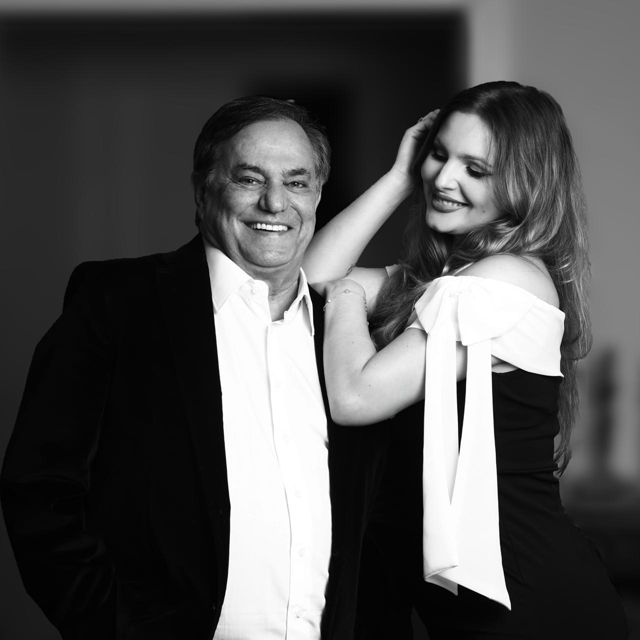 notícia “Come Fly with Me” ganha nova interpretação com Ronnie Von e Sarah Zeffer