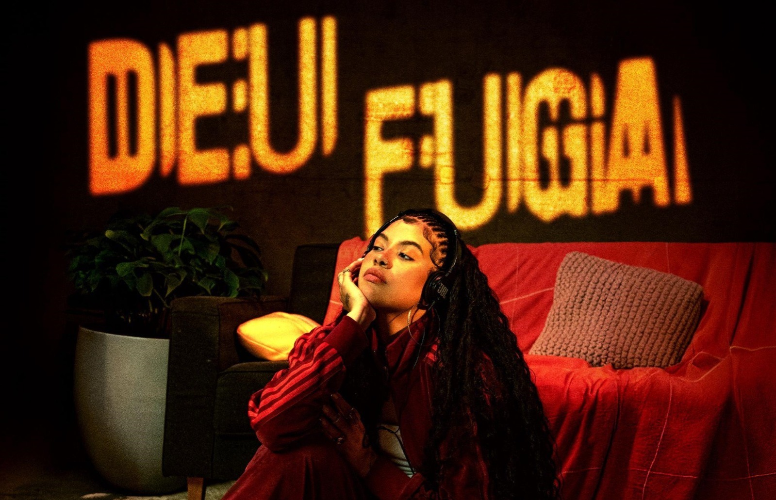 notícia Amabbi lança “Deu Fuga”, com produção do trio Los Brasileiros 