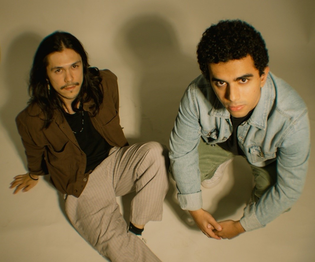 notícia Paralelo ao Fim mergulha no tempo no disco de estreia “A Nostalgia me Abraçou”