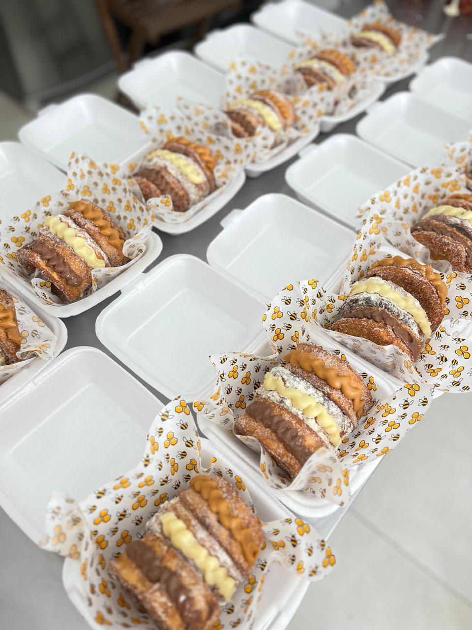 notícia Confeiteira fatura antes do Natal vendendo rabanadas recheadas e inspira mulheres a empreenderem na cozinha de casa.