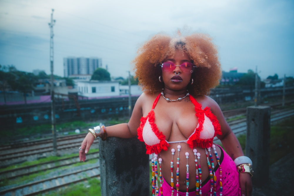 notícia Sem filtro e com músicas para vários momentos: KING Saints convoca o bonde todo para a mixtape 