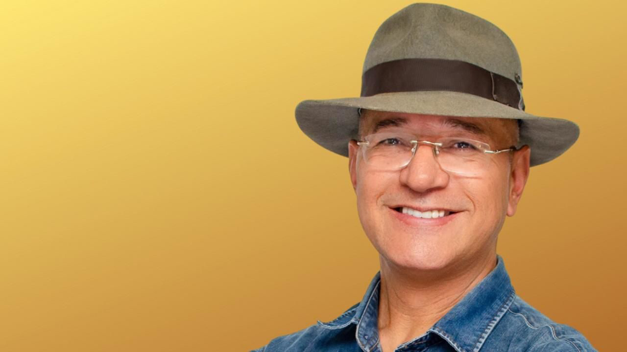 notícia Poeta da música cristã, Sérgio Lopes faz show de Natal no Teatro da Ilha