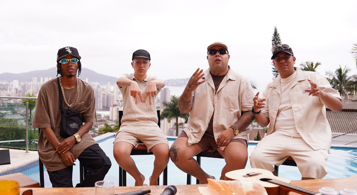 notícia ZUZA anuncia EP “Samba de Praia” com clima de verão e versão de Red Hot Chili Peppers