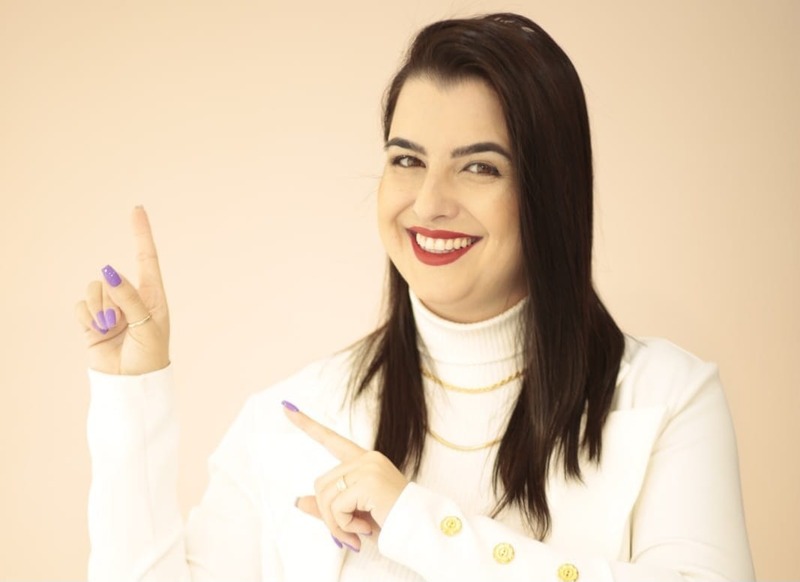 notícia Doutora Marina Carvalho: da micropigmentação à biomedicina estética, uma trajetória marcada por inovação, ensino e propósito